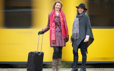 What are Neutral Colors? Clothing Ideas for Your Capsule Travel Wardrobe