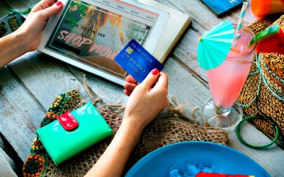 Online Shopping Guide: Favorite Places to Buy Travel-Friendly Clothes