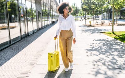 Best Wrinkle Free Pants for Travel: Casual to Dressy Picks